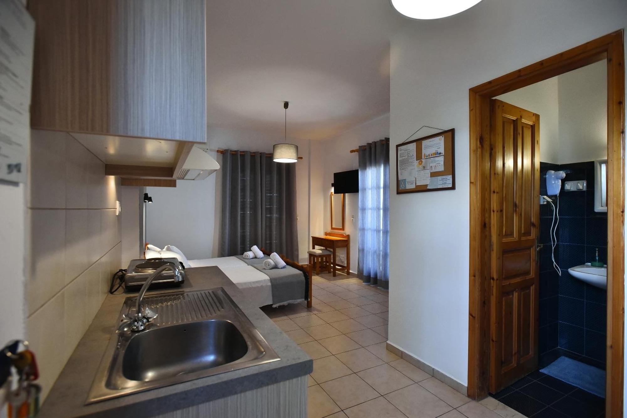 Mari Evans Apartments Kato Gouves ภายนอก รูปภาพ